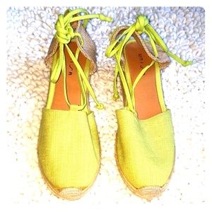 Unisa lime Green salad with tie strap